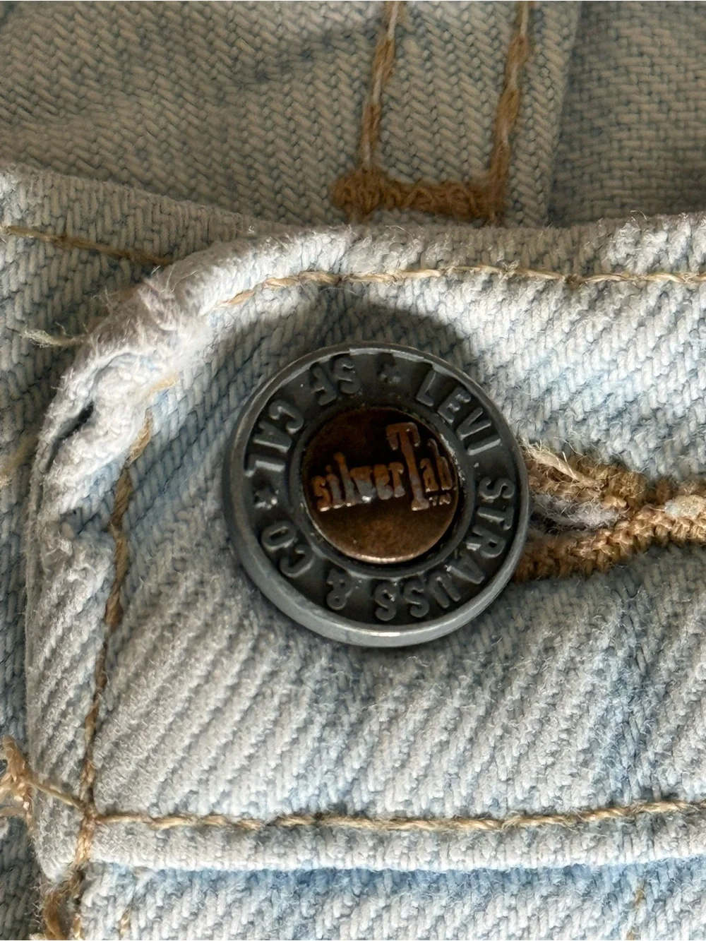 Rare Vintage Silver Tab Levi’s Jeans Light Wash Denim Shorts great quality denim - Picture 11 of 14